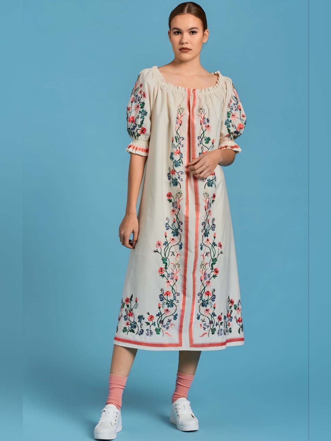 Gant D2 Dress. Embroidered Wild Floral Dress Eggshell